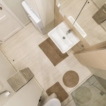 Center Apartment, Free Parking, 149 *