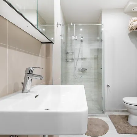 Center Apartment, Free Parking, 149 Appartamento *