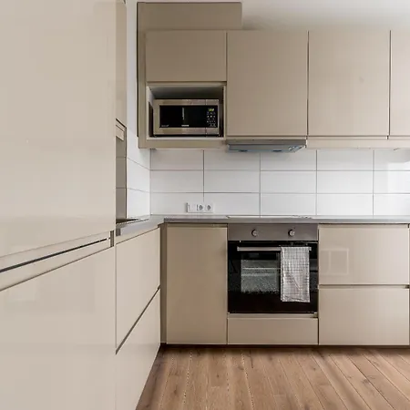 Center Apartment, Free Parking, 149 Appartement